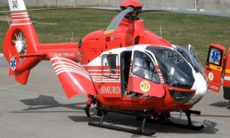 Fetiță de 12 ani, dusă cu elicopterul după ce a fost bătută de un coleg la școală. Care este starea ei