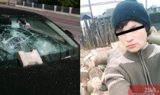 O femeie a spart mașina unui polițist pentru că i-a întrerupt partida de sex