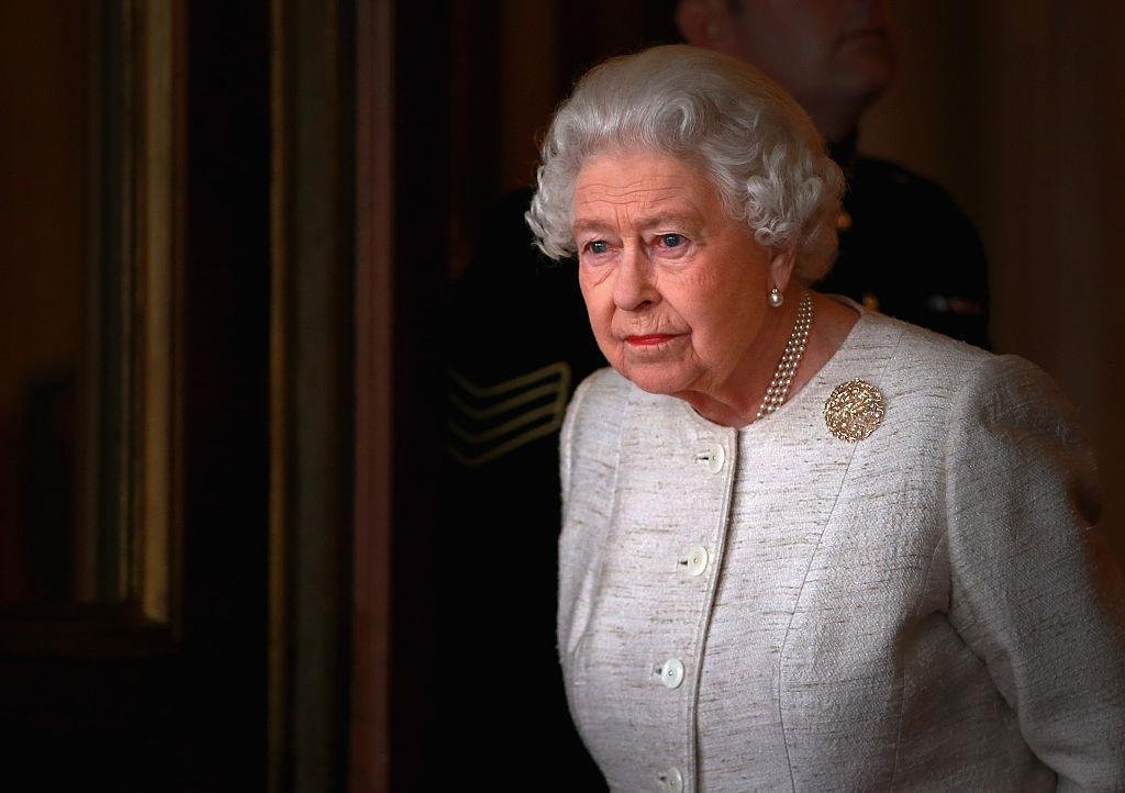 Regina Elisabeta își serbează ziua de naștere de două ori pe an. De ce face asta