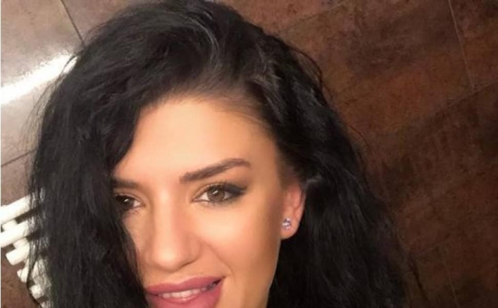 O tânără româncă a fot găsită moartă, goală și cu o tăietură la gât, în casa ei din Italia