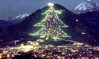 A fost aprins cel mai mare brad de Crăciun din lume. Se află în Europa și are 130 mii de metri patrați