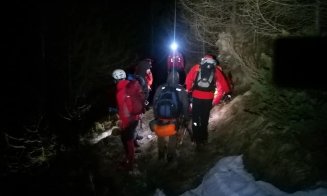 Un turist a fost găsit spânzurat într-o pădure din România. Bărbatul era căutat de trei zile