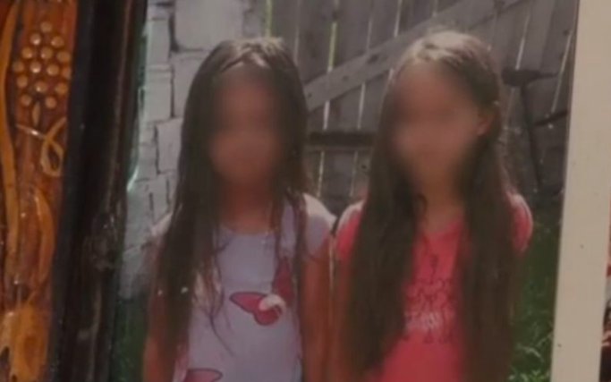 PĂRINȚI INCONȘTIENȚI! Două fetițe au muit intoxicate cu soluția de păduchi cu care au fost spălate pe cap
