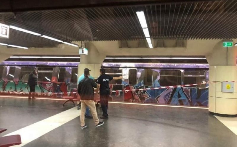 O româncă de 20 de ani a încercat să se sinucidă. Tânăra care s-a aruncat în fața metroului este în viață