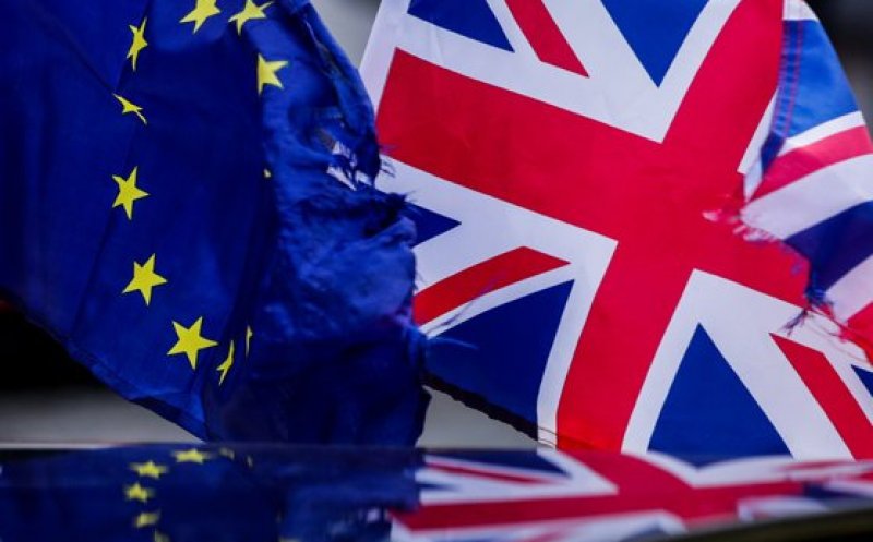 Câți români riscă să-și piardă locul de muncă, în cazul unui Brexit fără acord