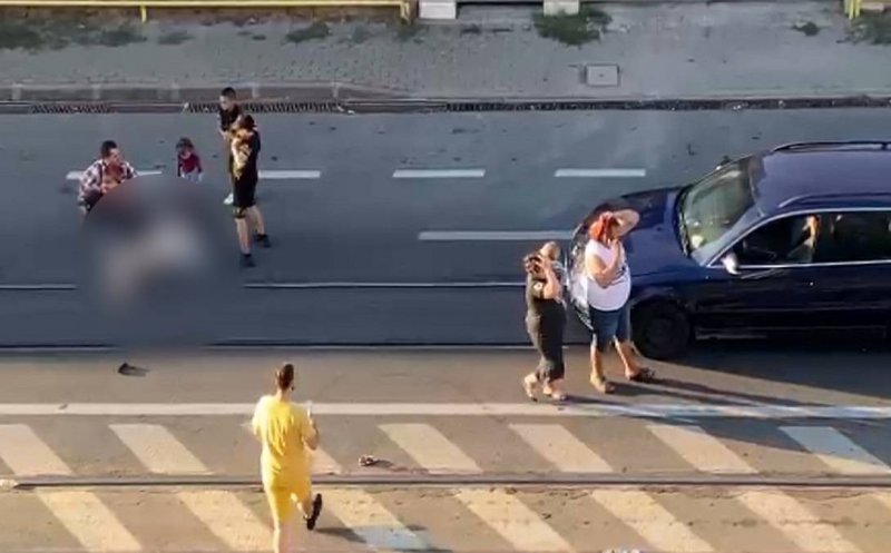 Femeie însărcinată, spulberată pe trecerea de pietoni și aruncată zece metri după impact. Care este starea ei