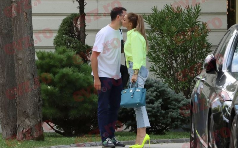 Anamaria Prodan, prinsă cu mâța-n sac!Vedeta se întâlnește cu bărbați când Reghe este în cantonament