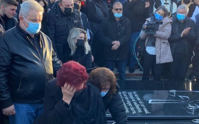 GEST ȘOCANT! Ce a făcut fosta soție a lui Petrică Mâțu Stoian la înmormântare....