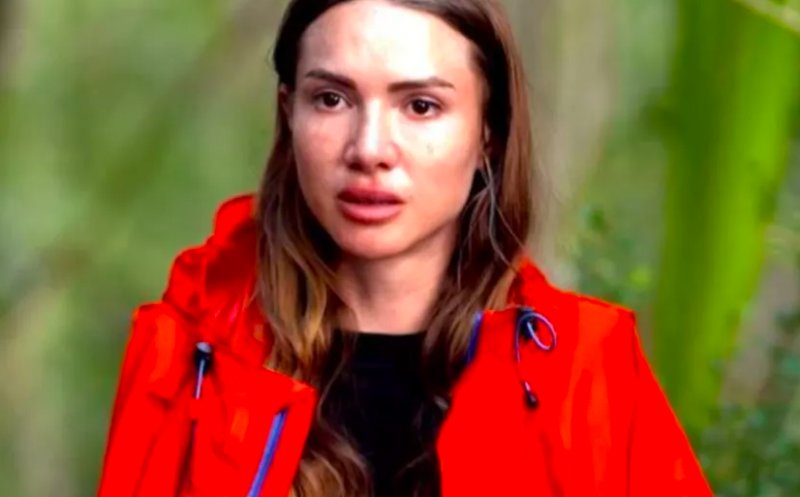 Otilia Bilionera a fost dată afară de la Survivor din cauza unei probleme intime. Ce probleme are vedeta