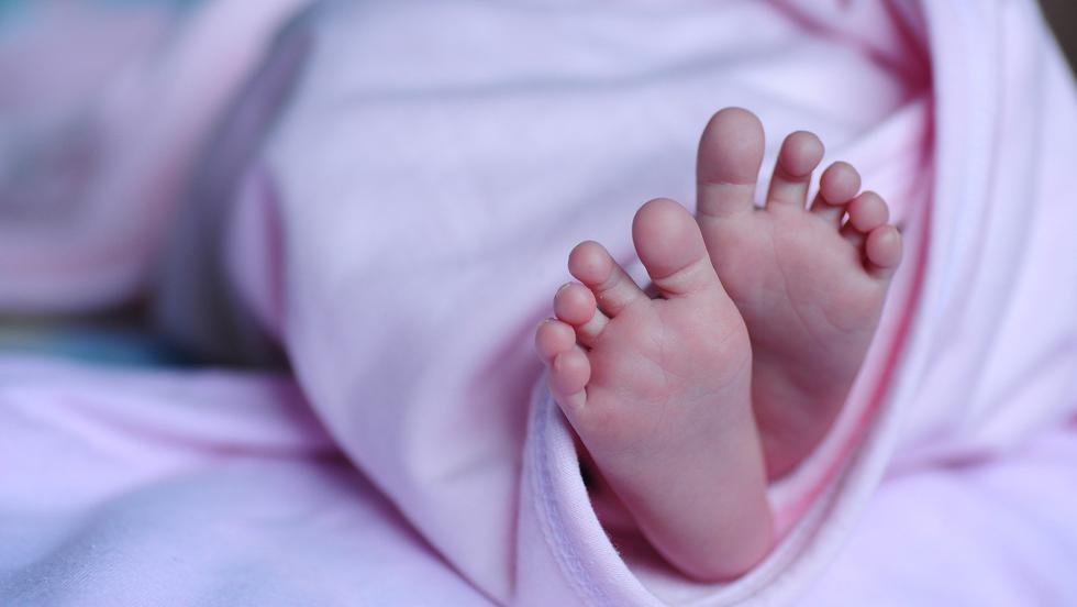 Acuzații de malpraxis la un spital din România. Un bebeluș a murit la câteva zile după naștere