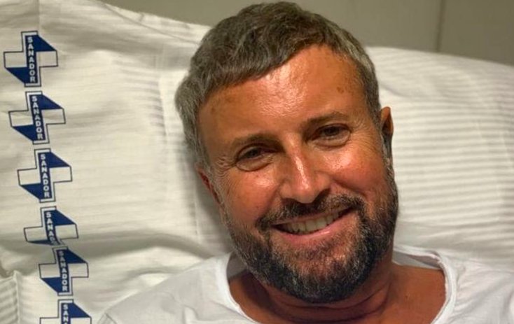 Cătălin Botezatu a ajuns de urgență la spital. Designerul este grav bolnav: „Am o  durere groaznică la nivelul abdomenului”