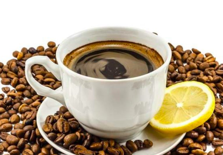 Amestecă cafeaua cu lămâie și bea-o dimineața. Efect miraculos în corpul tău