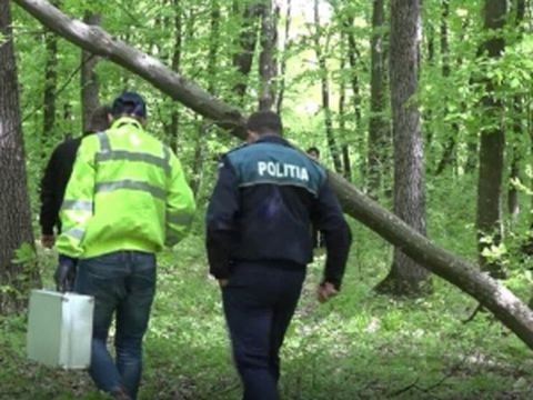 Ştirea tristă a dimineţii...A fost găsit mort, în pădure! MACABRU ce i s-a întâmplat