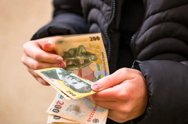 E OBLIGATORIU în toată România! Cine va trebui să plătească 550 de lei pe loc din 20 AUGUST