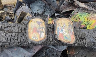Două icoane au rămas neatinse, după ce o biserică din România s-a făcut scrum