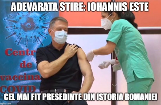 Reacţii după vaccinarea lui Iohannis. Explozie de glume pe internet