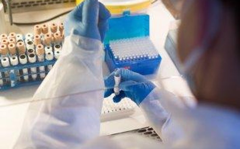 Încă un cadru medical s-a stins din viaţă din cauza COVID la 42 de ani