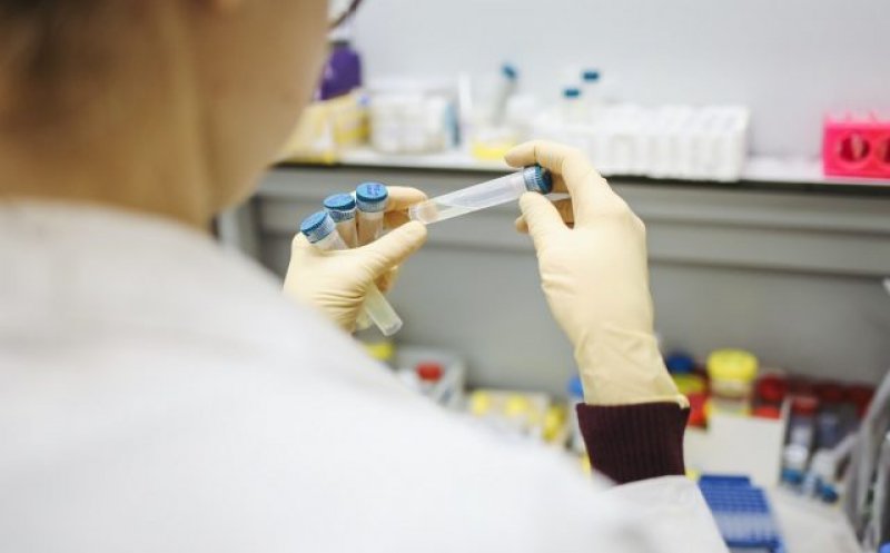 Încă două cazuri de îmbolnăvire cu noua tulpină de coronavirus. La cât urcă bilanțul