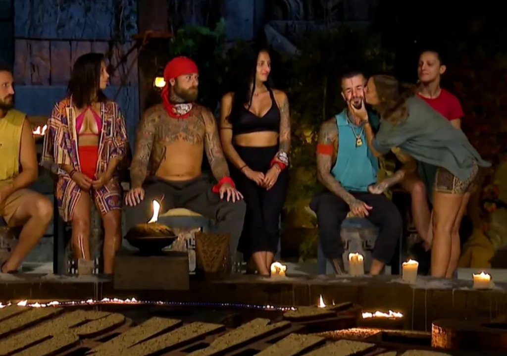 Cel mai neașteptat cuplu de la Survivor All Stars. Doi concurenți au fost surprinși făcând gesturi tandre unul față de celălalt