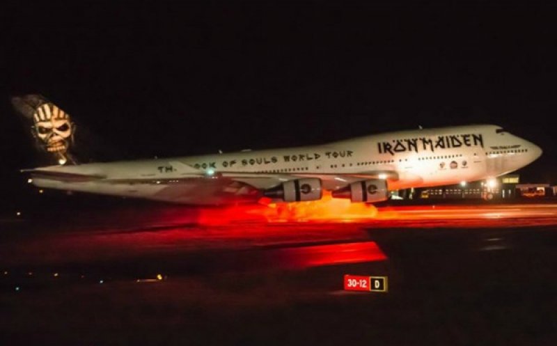Accident aviatic DE PROPORȚII! Trei artiști au murit în timp ce zburau către un concert