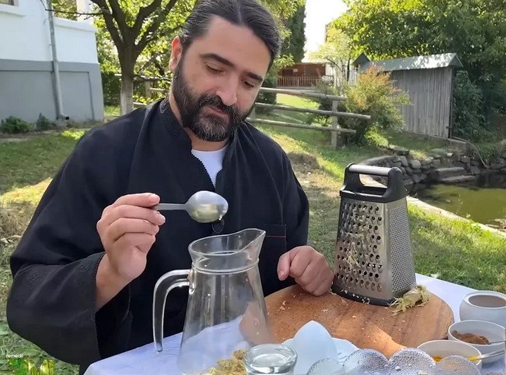 „Apa de slăbit”, rețeta folosită de la mănăstire care te ajută scapi de un kilogram pe săptămână. Află ingredientele secrete