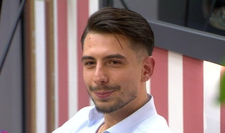 Cine este Dennis, noul concurent al Casei Iubirii?! Tânărul a pus deja ochii pe o concurentă