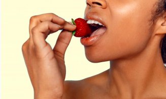 Fructele care îți strică smalțul dinților, de fapt. Greșeala fatală făcută de românii care le consumă