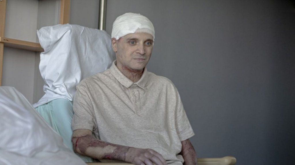 Au apărut primele imagini cu Cătălin Denciu, eroul de la Piatra Neamț: „În acest moment, medicii și asistentele sunt familia mea”