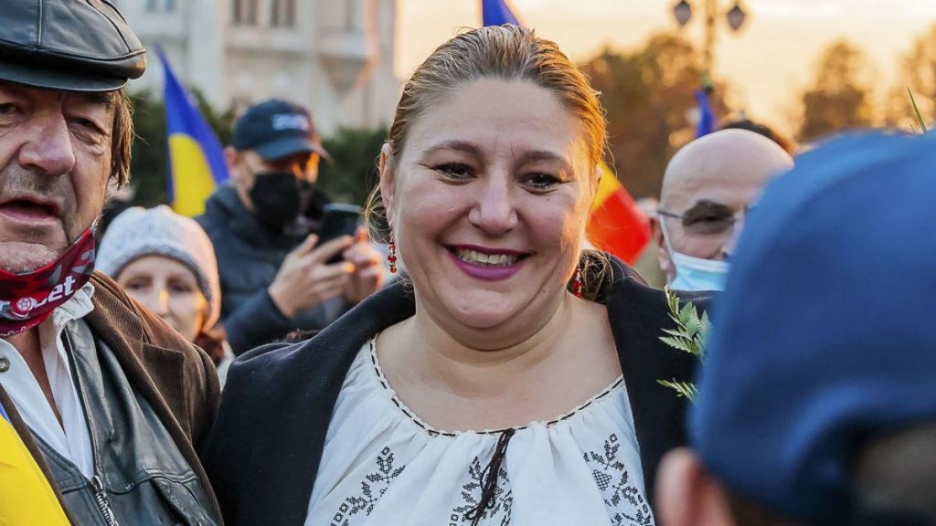 Diana Șoșoacă negociază cu un alt partid: „Respect oamenii de bună credință”