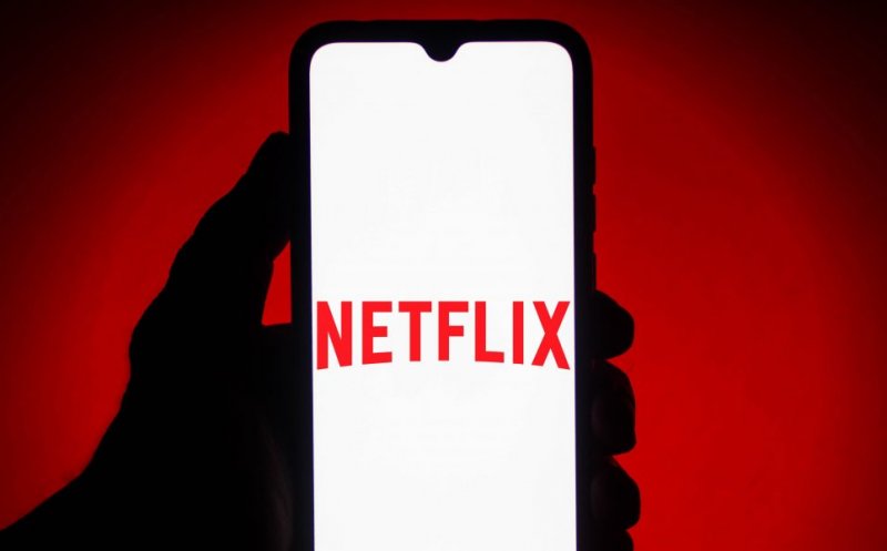 Netflix va verifica dacă utilizatorii locuiesc în aceeași casă. Mai poți împărți contul cu alții?